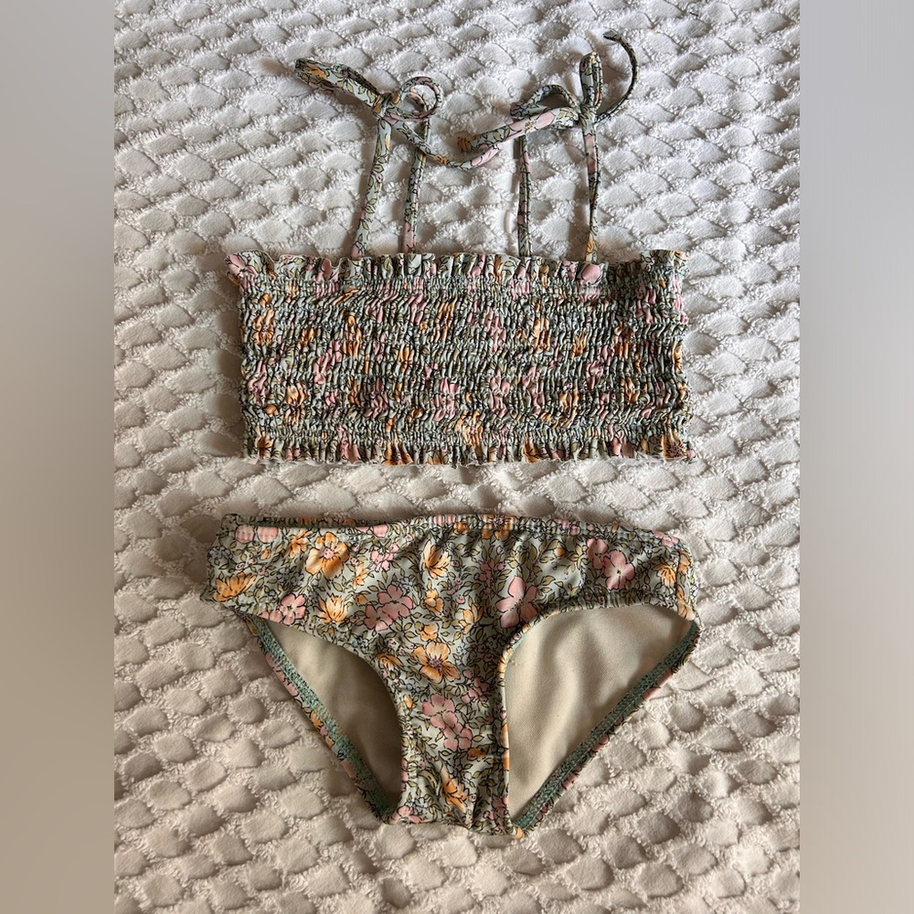 Billabong two-piece, scrunchy bandeau top, sz 6